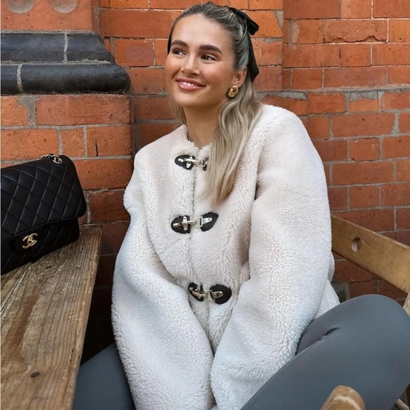Zara Jackets & Coats Zara Faux Shearling Jacket With Lobster Clasps Poshmark